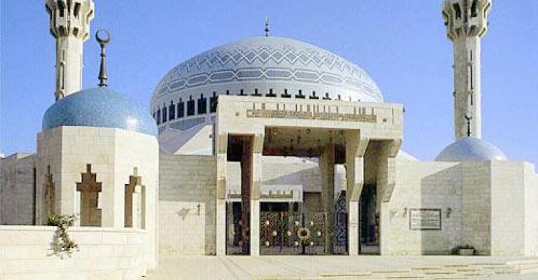 الرزاز يلغي قرار وزير الأوقاف المتعلق بالأذان