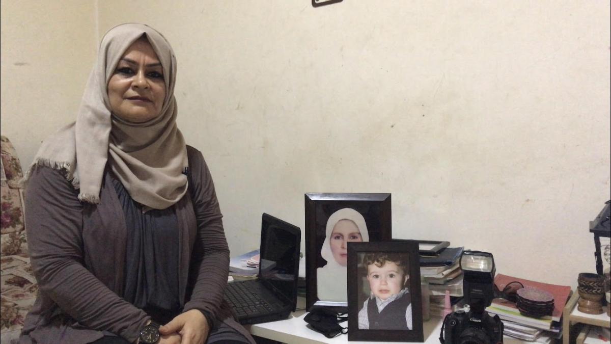  المصورة إخلاص, حافظة الذكريات.