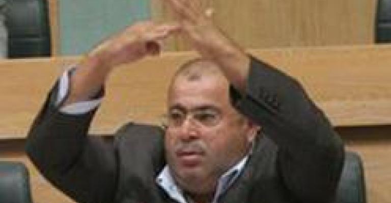 عطية يسأل عن اختفاء وديعة الدولار ببنك المؤسسة المصرفية عطية يسأل عن اختفاء وديعة الدولار ببنك المؤسسة المصرفية