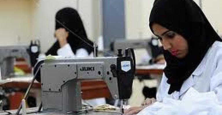 المرأة في سوق العمل: فارق بالأجور وتراجع بالمشاركة المرأة في سوق العمل: فارق بالأجور وتراجع بالمشاركة