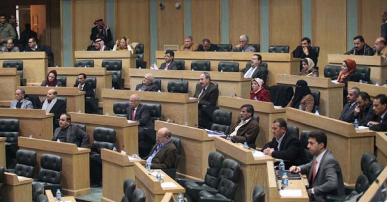 النواب يناقشون قانون منع الإرهاب