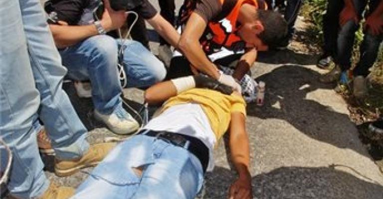 عشرات الإصابات بمسيرات الضفة