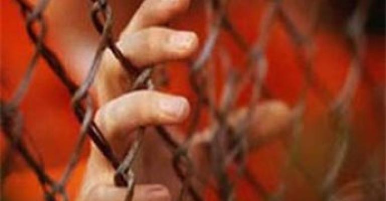 قوات الاحتلال تقتحم سجن النقب