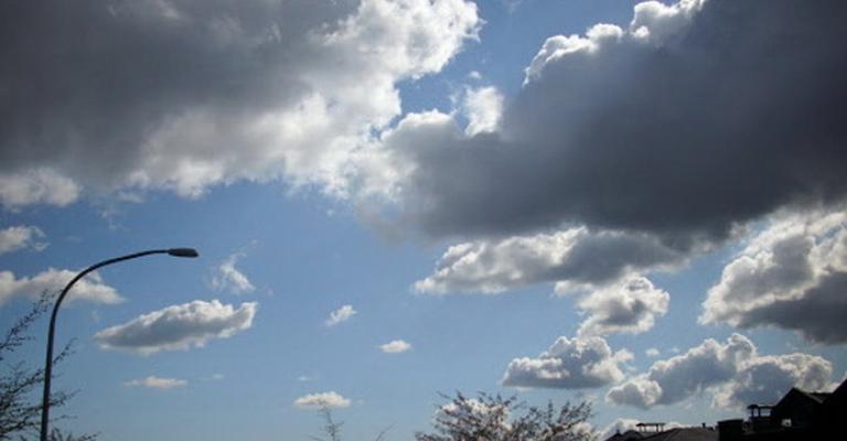 طقس غائم وامطار متفرقة حتى الثلاثاء طقحتى الثلاثاءس غائم وامطار متفرقة