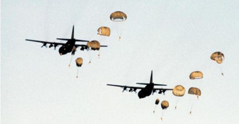 إنزال للجيش العراقي لاستعادة سد بالأنبار من داعش إنزال للجيش العراقي لاستعادة سد بالأنبار من داعش