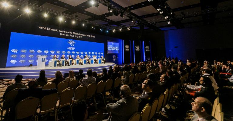 دافوس: حصة الأسد للطاقة وعوض الله يعود للساحة دافوس: حصة الأسد للطاقة وعوض الله يعود للساحة