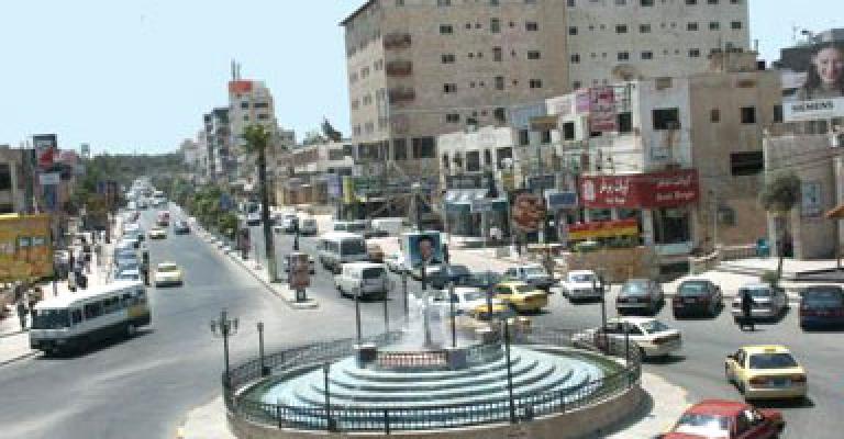 مواطنون: مواقف الاجرة بإربد ترهق كاهل مستخدميها (فيديو) مواطنون: مواقف الاجرة بإربد ترهق كاهل مستخدميها (فيديو)