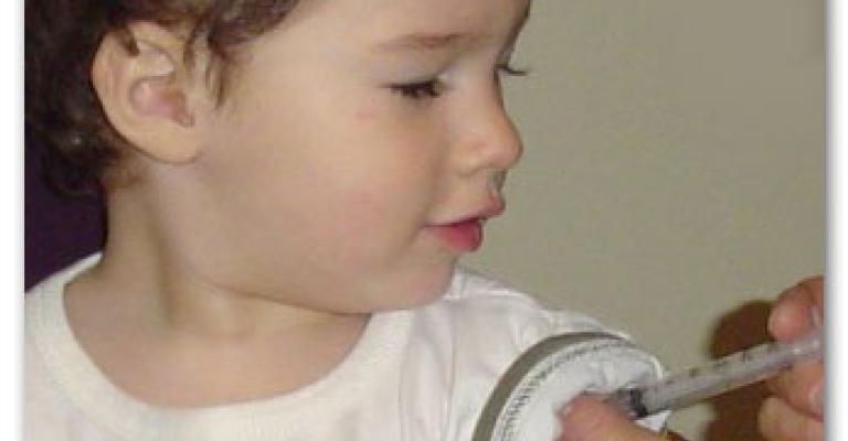 "الوطني لحقوق الإنسان" يرصد مطاعيم فاسدة تقدم مجانا للأطفال 