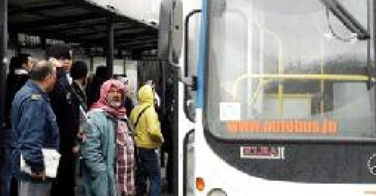 النقل العام.. حصرية المشغلين وغياب الرقابة عن الدعم المالي النقل العام.. حصرية المشغلين وغياب الرقابة عن الدعم المالي