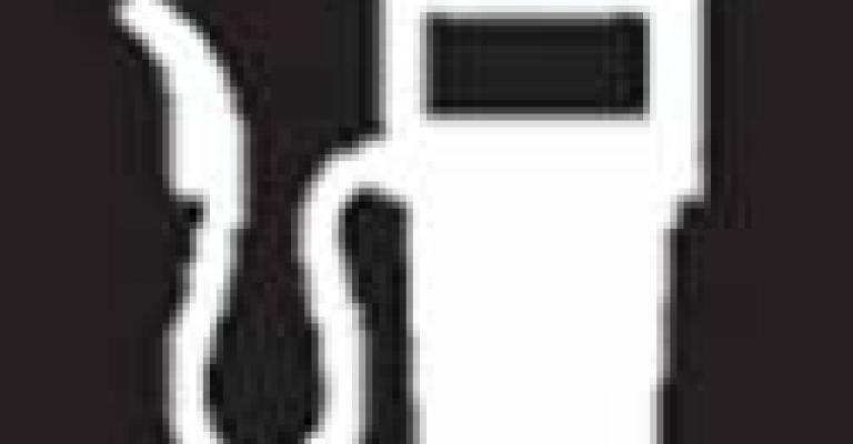 لماذا لا نستورد البنزين؟