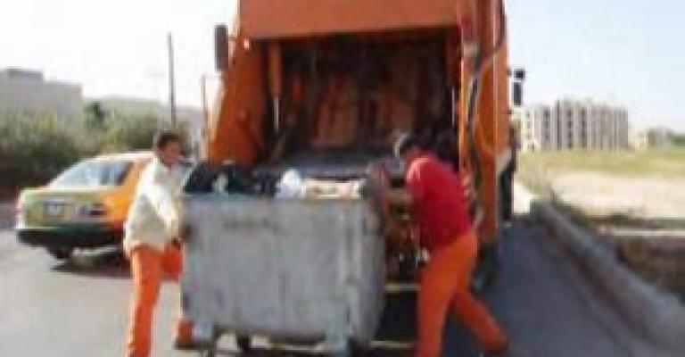 حاويات القمامة في العاصمة في وضع يرثى..فيديو