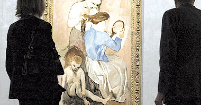 معرض "مبدعات رائدات" في الرواد الكبار