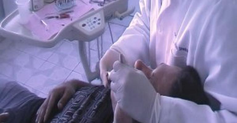 أطباء أسنان إشراكنا في برامج التأمينات الطبية ليس مجديا (فيديو)