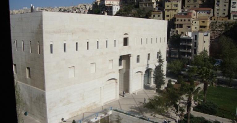 88 موظف أمانة يعتصمون السبت أمام مقر الأمانة