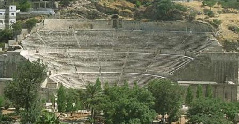 محافظ العاصمة يرفض السماح بمسابقة رقص