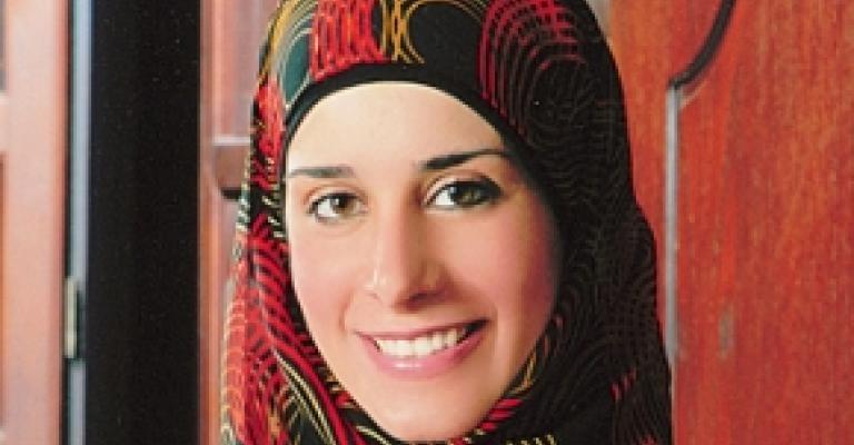 الطالبة رمانة تصمم مشروعا لغويا الطالبة رمانة تصمم مشروعا لغويا