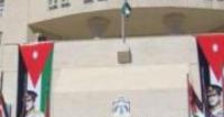 نجاة مدير العلاقات بالأشغال من حادث