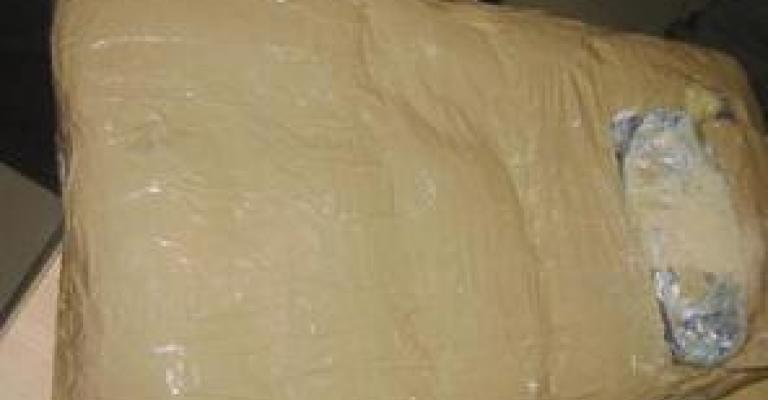 إحباط تهريب 7 كيلوغرامات من المخدرات إحباط تهريب 7 كيلوغرامات من المخدرات