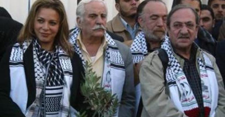 100 فنان في "موكب فناني الأمة" يتوجهون لقطاع غزة 100 فنان في "موكب فناني الأمة" يتوجهون لقطاع غزة