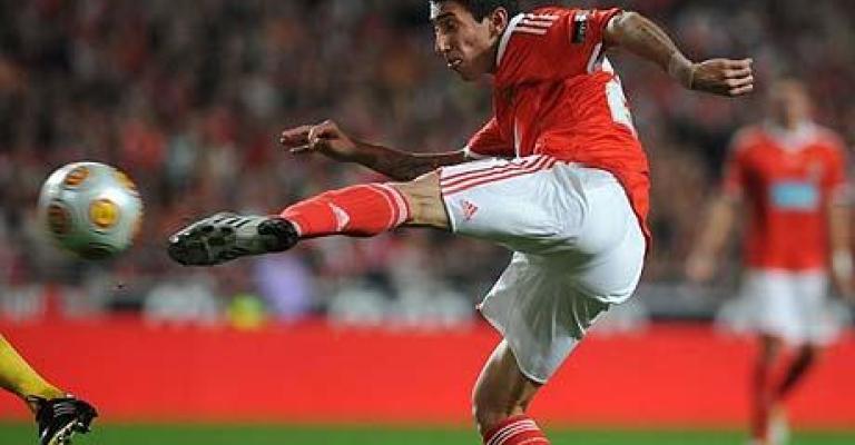 Di Maria tells Benfica teammates: I have signed for Real Madrid Di Maria tells Benfica teammates: I have signed for Real Madrid