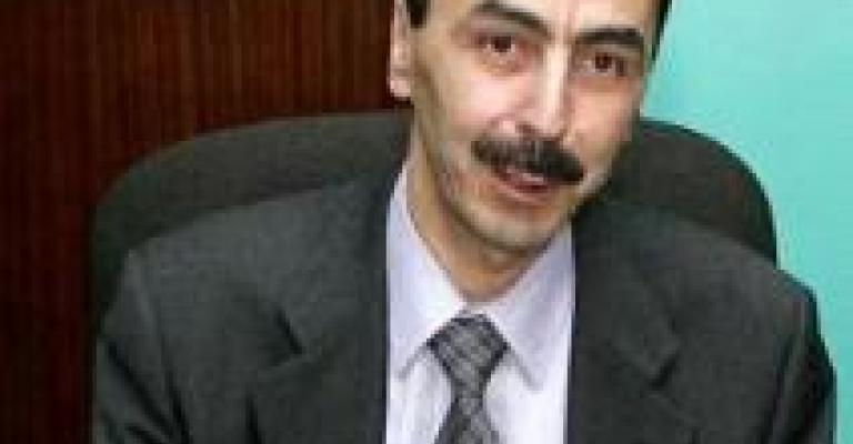 د.أبو قديس رئيسا للجامعة المفتوحة د.أبو قديس رئيسا للجامعة المفتوحة