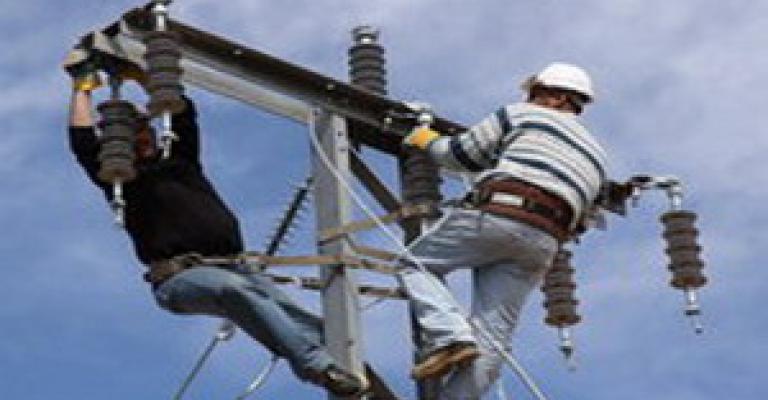 إحالة موظفين في الكهرباء للتقاعد المبكر يثير الاستياء إحالة موظفين في الكهرباء للتقاعد المبكر يثير الاستياء