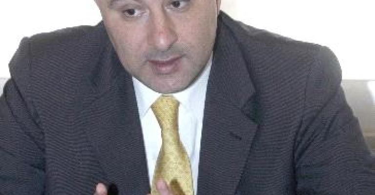 الحديدي: الحكومة لم تعد قادرة على بناء الاقتصاد الوطني الحديدي: الحكومة لم تعد قادرة على بناء الاقتصاد الوطني