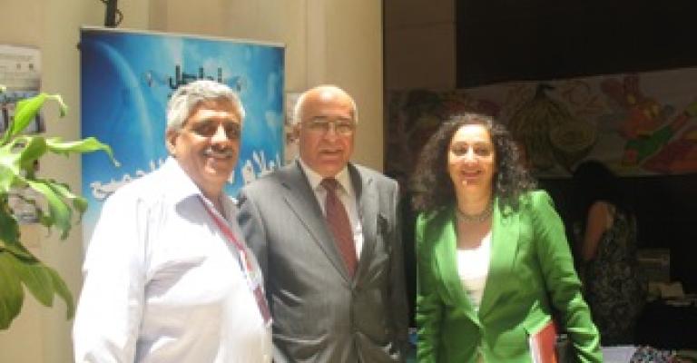 المعايطة يقر بدور المجتمع المدني أساسا للديمقراطية