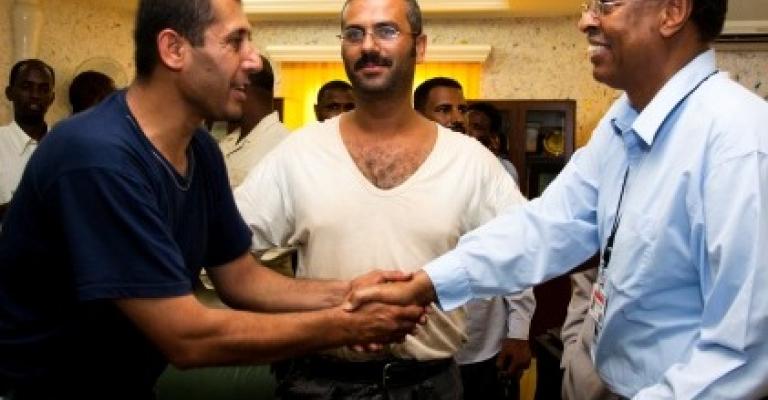 وصول الضابطين المختطفين الى الاردن