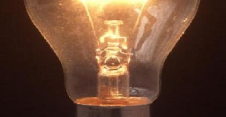 شارع الاردن .. مضاء حتى الصباح