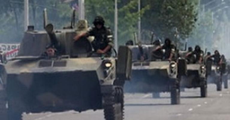 50 ناقلة جند روسية عالقة في الأردن في طريقها إلى رام الله 50 ناقلة جند روسية عالقة في الأردن في طريقها إلى رام الله