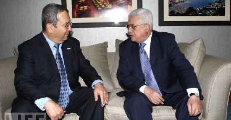 عريقات: عمّان جمعت باراك وعباس لحشد الدعم لتجميد الاستيطان عريقات: عمّان جمعت باراك وعباس لحشد الدعم لتجميد الاستيطان