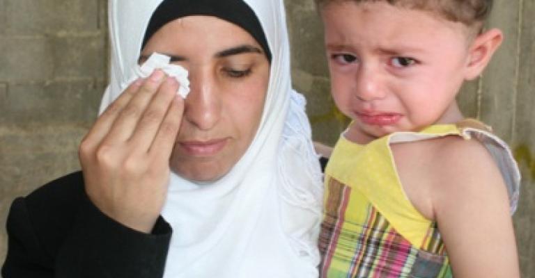 إحسان تروي تفاصيل اعتقالها والرقص بجانبها من قبل جندي اسرائيلي