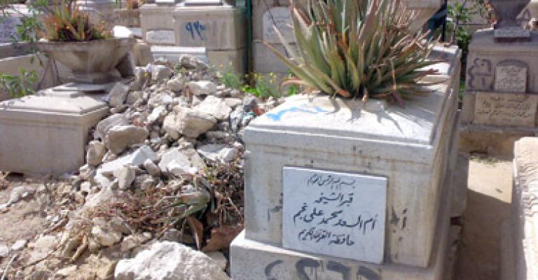 الأمانة تدرس واقع المقابر عقب تحقيق عمان نت