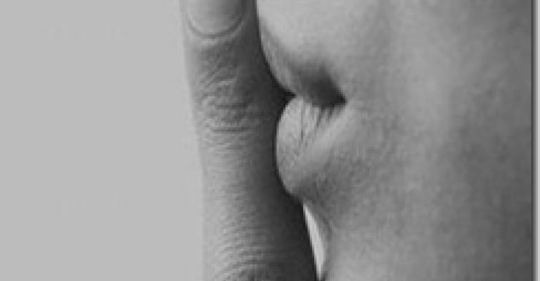 الإعلام..من يجرؤ على الشركات الكبرى؟