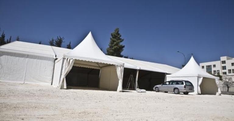 Candidates' headquarters in German, Indian style Candidates' headquarters in German, Indian style