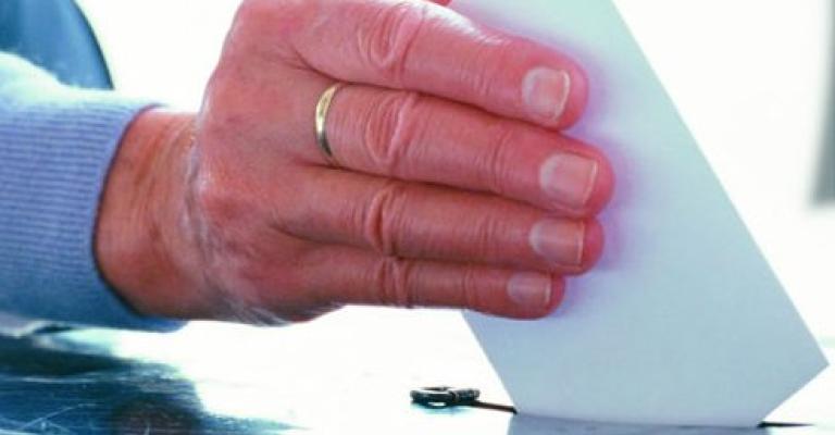 Candidates escape media, turn to ads Candidates escape media, turn to ads