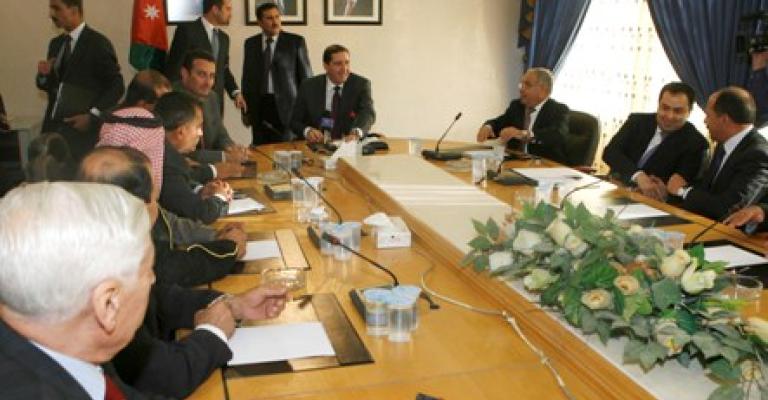 نواب يطالبون الرفاعي بتشكيل جغرافي للحكومة (صور اللقاء)