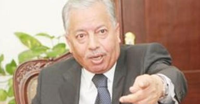 القاضي يودع موظفي الداخلية القاضي يودع موظفي الداخلية