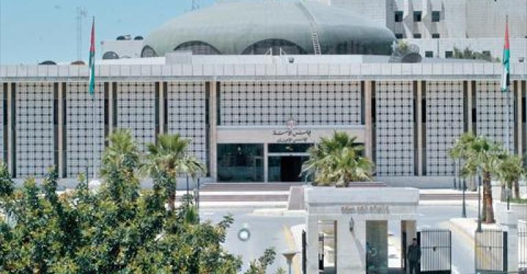 15 قانوناً إلى مالية النواب و12 إلى القانونية 15 قانوناً إلى مالية النواب و12 إلى القانونية