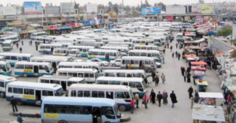 تفاقم أزمة سائقي خط الكرك–الأغوار تفاقم أزمة سائقي خط الكرك–الأغوار