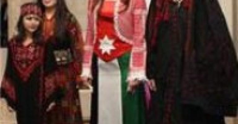 عرض للأزياء التراثية في الزرقاء 