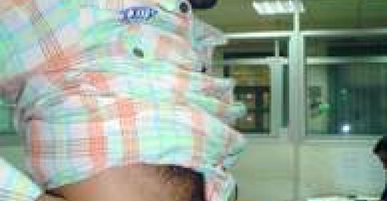 بالصوت شاب يقترض من بنك لشراء كلية بالصوت شاب يقترض من بنك لشراء كلية