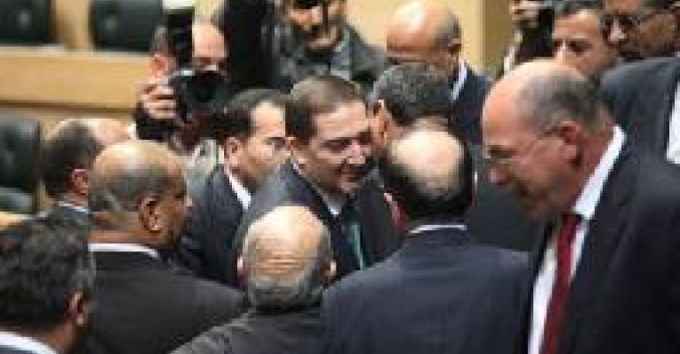 على إيقاع الثقة..النواب يعزفون لحن زيادة الرواتب