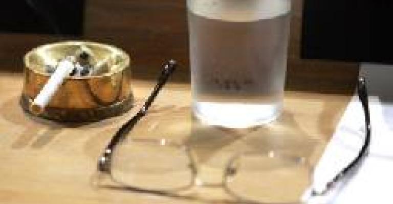 سجائر النواب تثير امتعاض "مشربش" سجائر النواب تثير امتعاض "مشربش"