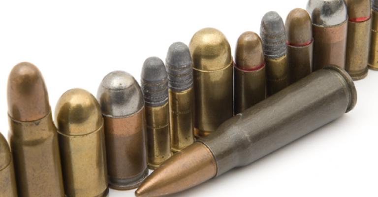 ادانة زوجه قتلت زوجها بـ 3 اعيرة نارية