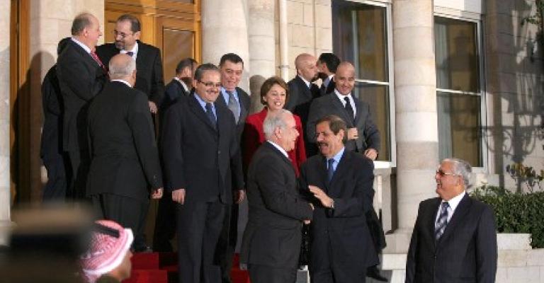 أحزاب: ضم الحكومة لرموز قومية وسياسية لا يعني تغيير في المنهج السياسي أحزاب: ضم الحكومة لرموز قومية وسياسية لا يعني تغيير في المنهج السياسي