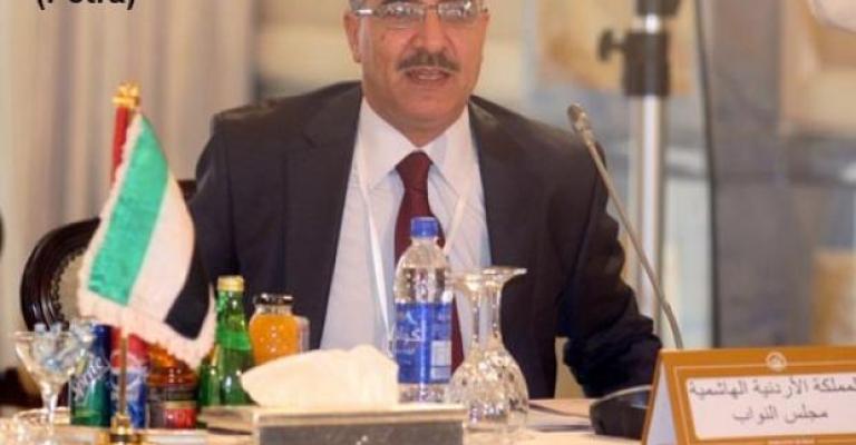 الشياب يلوح بإحالة ملف أمين عام مجلس النواب لمكافحة الفساد الشياب يلوح بإحالة ملف أمين عام مجلس النواب لمكافحة الفساد