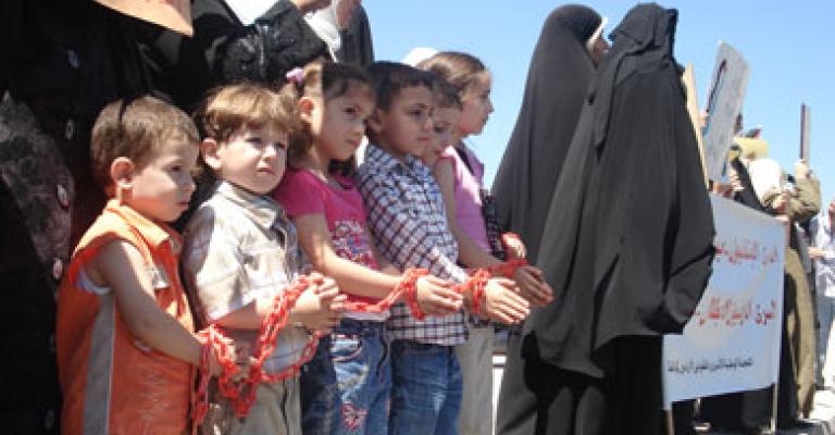 أهالي المعتقلين في السجون السعودية ينفذون اعتصاما مفتوحا أهالي المعتقلين في السجون السعودية ينفذون اعتصاما مفتوحا