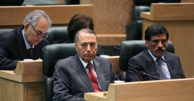 8 نواب يحجبون الثقة قبل التصويت و 3 يمنحونها